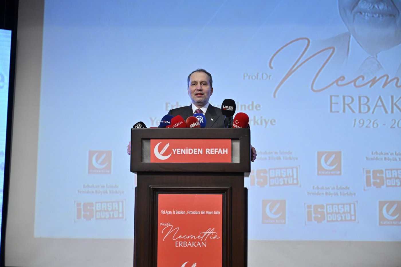 Necmettin Erbakan Hocamızı Anma ve İftar Programı